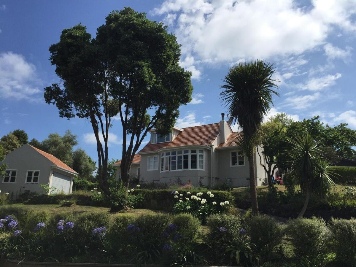 Ridgetop Retreat Villa Havelock North Exterior photo